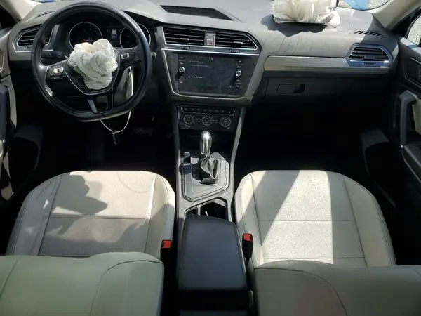 3VV3B7AX0JM103754 2018 VOLKSWAGEN TIGUAN - Image 8