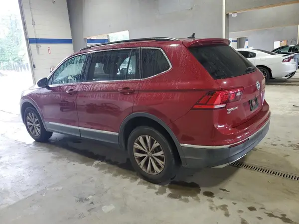 3VV3B7AX0JM124135 2018 VOLKSWAGEN TIGUAN - Image 2