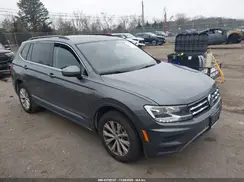 3VV3B7AX0JM156017 2018 VOLKSWAGEN TIGUAN