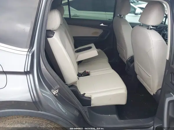 3VV3B7AX0JM168278 2018 VOLKSWAGEN TIGUAN - Image 8