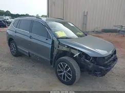 3VV3B7AX0JM190278 2018 VOLKSWAGEN TIGUAN