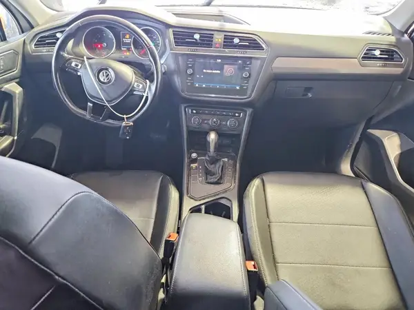 3VV3B7AX0JM200095 2018 VOLKSWAGEN TIGUAN - Image 8