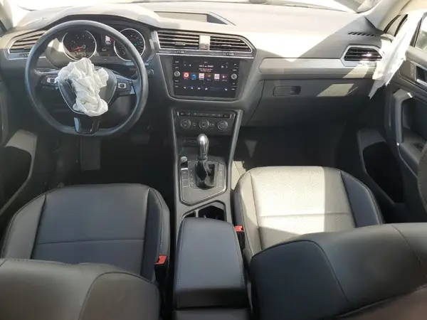 3VV3B7AX0JM208889 2018 VOLKSWAGEN TIGUAN - Image 8