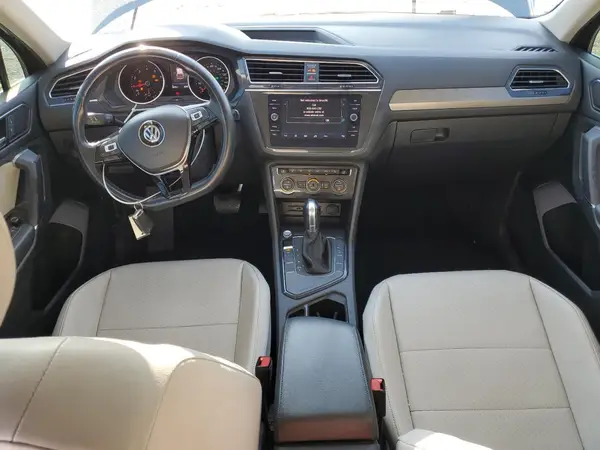 3VV3B7AX0JM211825 2018 VOLKSWAGEN TIGUAN - Image 5
