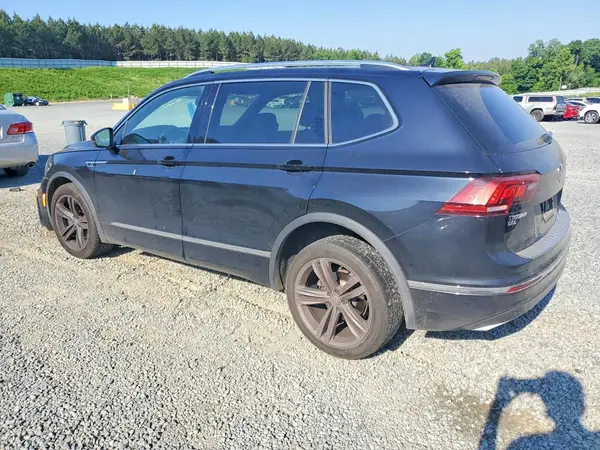 3VV3B7AX0KM027521 2019 VOLKSWAGEN TIGUAN - Image 2