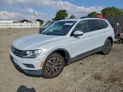 3VV3B7AX0KM039653 2019 VOLKSWAGEN TIGUAN