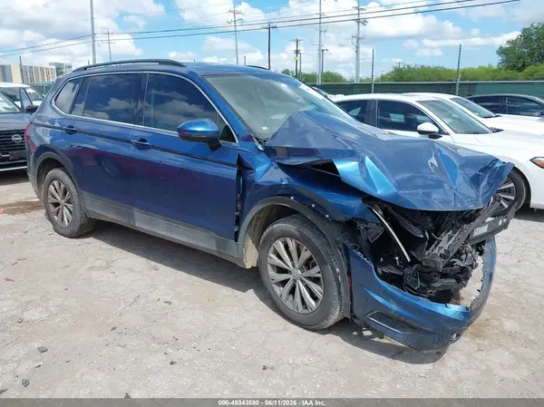 3VV3B7AX0KM063435 2019 VOLKSWAGEN TIGUAN - Image 1
