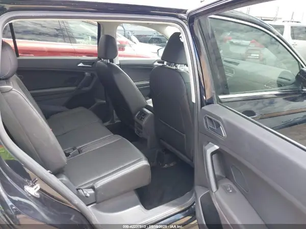 3VV3B7AX0KM064326 2019 VOLKSWAGEN TIGUAN - Image 8