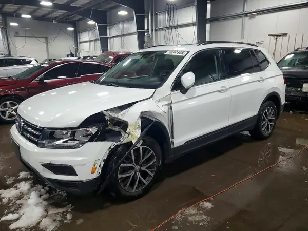 3VV3B7AX0KM073222 2019 VOLKSWAGEN TIGUAN - Image 1