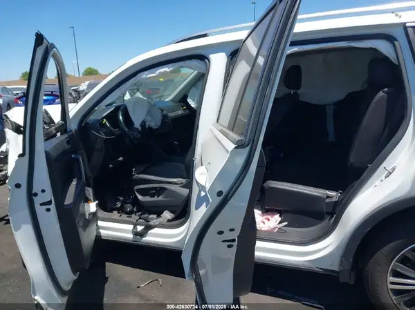 3VV3B7AX0KM080848 2019 VOLKSWAGEN TIGUAN - Image 8