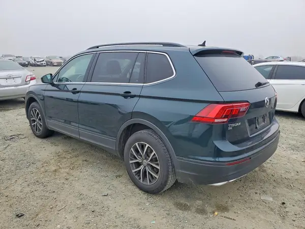 3VV3B7AX0KM143284 2019 VOLKSWAGEN TIGUAN - Image 2