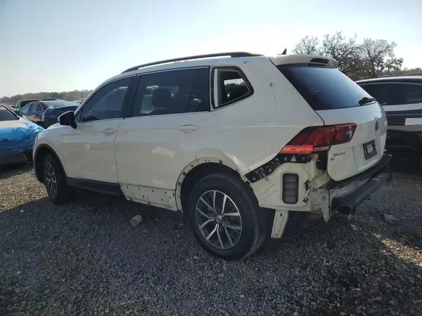 3VV3B7AX0LM034499 2020 VOLKSWAGEN TIGUAN - Image 2