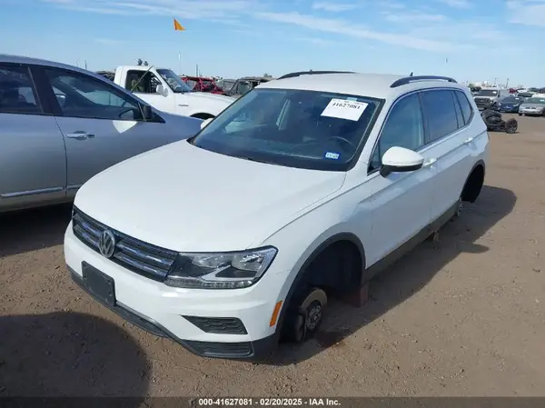 3VV3B7AX0LM039721 2020 VOLKSWAGEN TIGUAN - Image 2