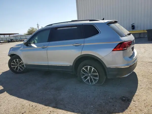 3VV3B7AX0LM040576 2020 VOLKSWAGEN TIGUAN - Image 2