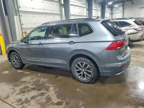 3VV3B7AX0LM058818 2020 VOLKSWAGEN TIGUAN - Image 2