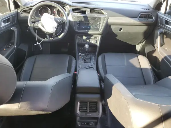 3VV3B7AX0LM072704 2020 VOLKSWAGEN TIGUAN - Image 8