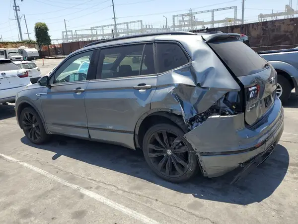 3VV3B7AX0LM095769 2020 VOLKSWAGEN TIGUAN - Image 2