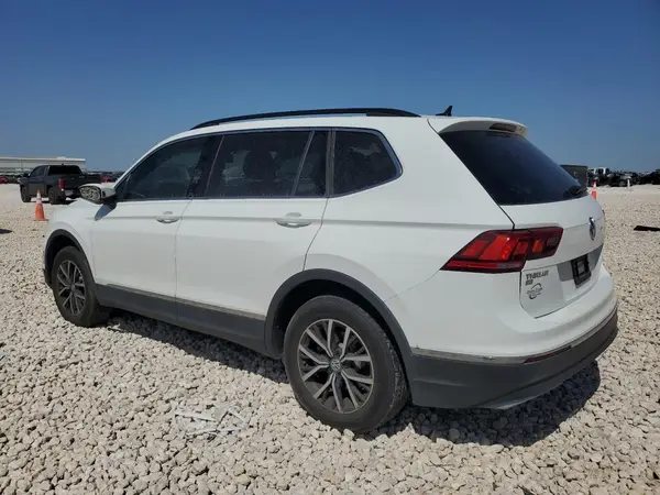 3VV3B7AX0LM102591 2020 VOLKSWAGEN TIGUAN - Image 2