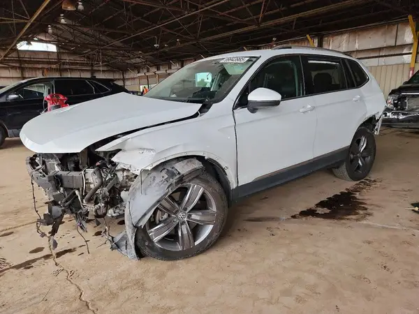 3VV3B7AX0LM107919 2020 VOLKSWAGEN TIGUAN - Image 1