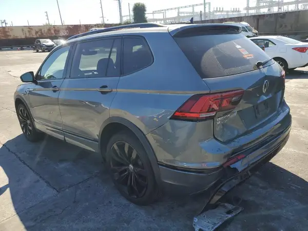 3VV3B7AX0LM138328 2020 VOLKSWAGEN TIGUAN - Image 2