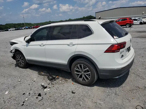 3VV3B7AX0LM160698 2020 VOLKSWAGEN TIGUAN - Image 2