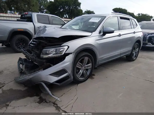 3VV3B7AX0LM164055 2020 VOLKSWAGEN TIGUAN - Image 2