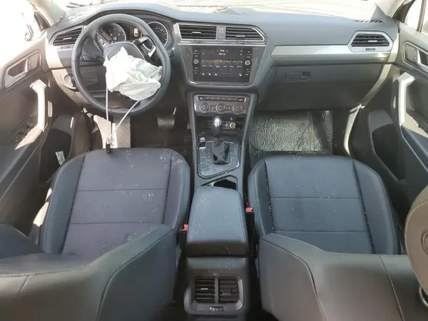 3VV3B7AX0LM181972 2020 VOLKSWAGEN TIGUAN - Image 8