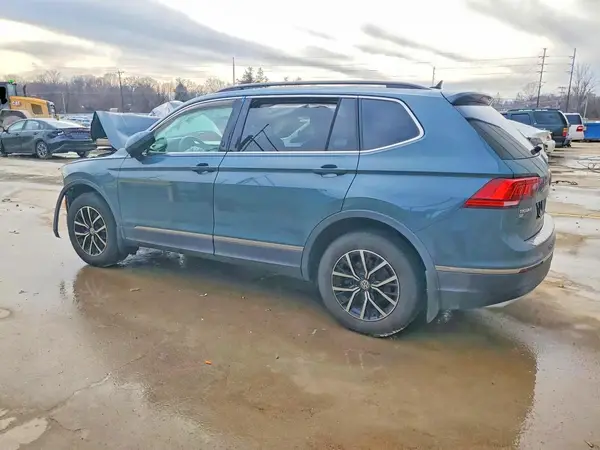3VV3B7AX0MM027859 2021 VOLKSWAGEN TIGUAN - Image 2