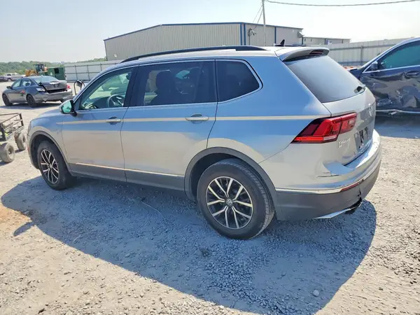 3VV3B7AX0MM031250 2021 VOLKSWAGEN TIGUAN - Image 2