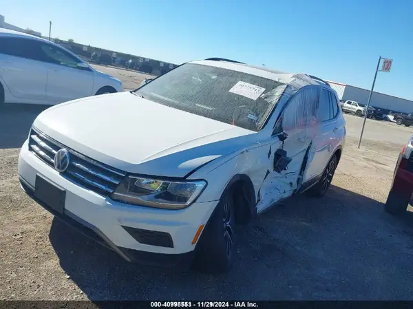 3VV3B7AX0MM043771 2021 VOLKSWAGEN TIGUAN - Image 2