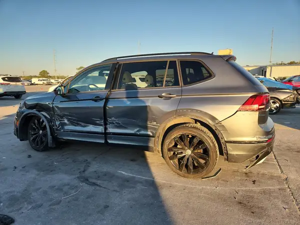 3VV3B7AX0MM097720 2021 VOLKSWAGEN TIGUAN - Image 2