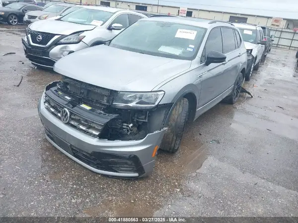 3VV3B7AX0MM119120 2021 VOLKSWAGEN TIGUAN - Image 2