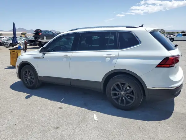 3VV3B7AX0NM033243 2022 VOLKSWAGEN TIGUAN - Image 2