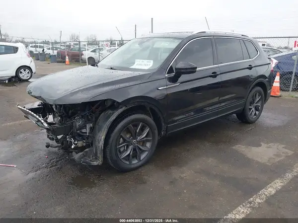 3VV3B7AX0NM033372 2022 VOLKSWAGEN TIGUAN - Image 2