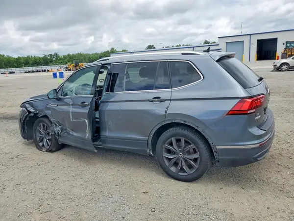 3VV3B7AX0NM066825 2022 VOLKSWAGEN TIGUAN - Image 2