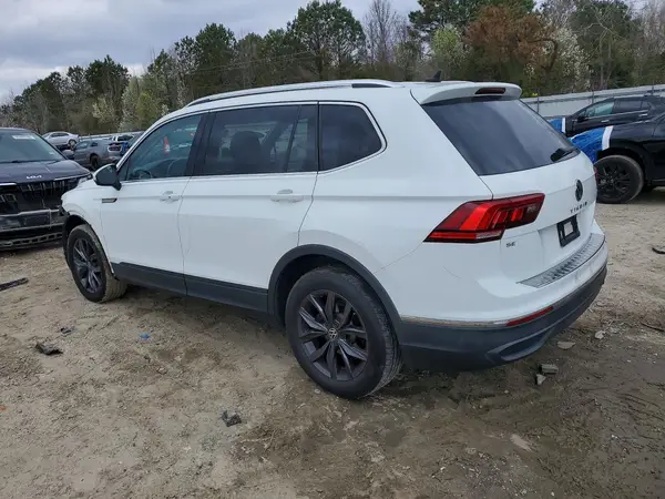 3VV3B7AX0NM162079 2022 VOLKSWAGEN TIGUAN - Image 2