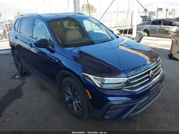 3VV3B7AX0NM169565 2022 VOLKSWAGEN TIGUAN - Image 1