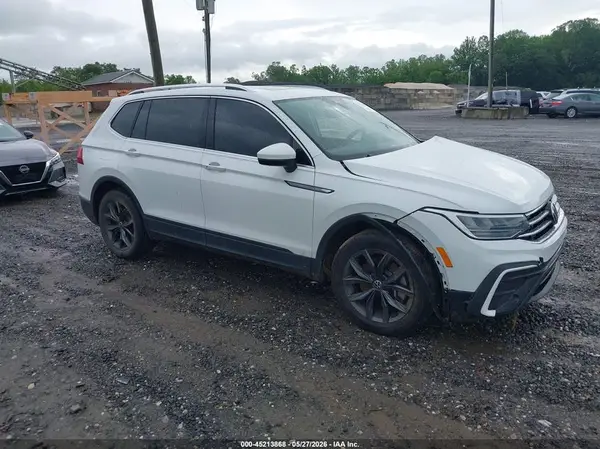 3VV3B7AX0NM173602 2022 VOLKSWAGEN TIGUAN - Image 1
