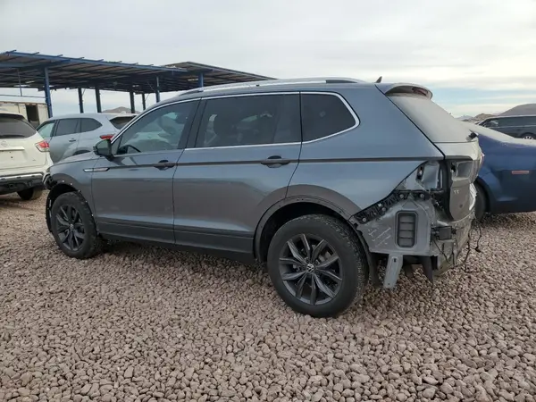 3VV3B7AX0PM107814 2023 VOLKSWAGEN TIGUAN - Image 2