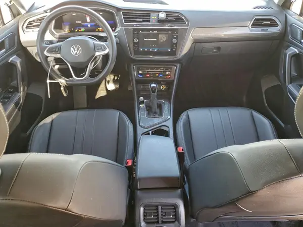 3VV3B7AX0PM125858 2023 VOLKSWAGEN TIGUAN - Image 8