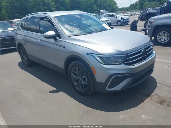 3VV3B7AX0PM139422 2023 VOLKSWAGEN TIGUAN - Image 1