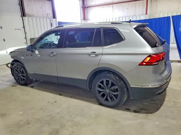 3VV3B7AX0RM085896 2024 VOLKSWAGEN TIGUAN - Image 2