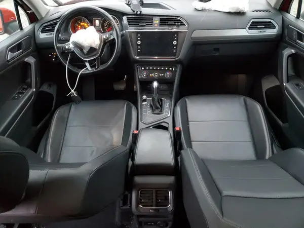 3VV3B7AX1JM008068 2018 VOLKSWAGEN TIGUAN - Image 8