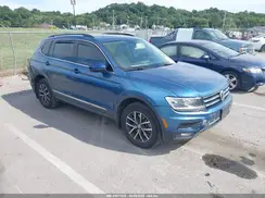 3VV3B7AX1JM018695 2018 VOLKSWAGEN TIGUAN