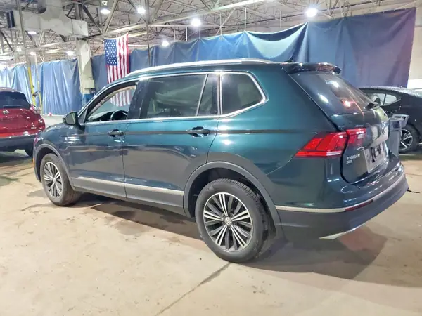 3VV3B7AX1JM021936 2018 VOLKSWAGEN TIGUAN - Image 2