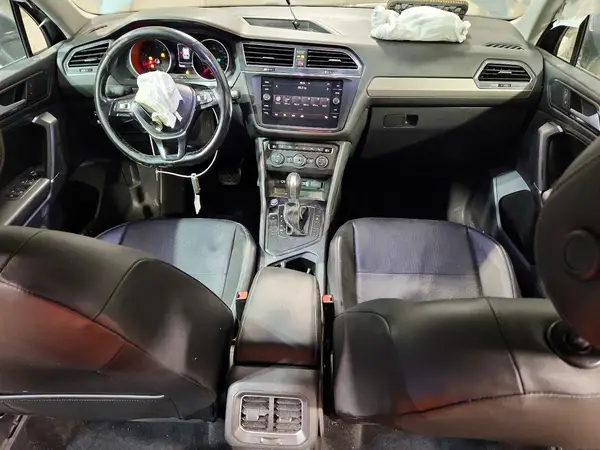 3VV3B7AX1JM044343 2018 VOLKSWAGEN TIGUAN - Image 8