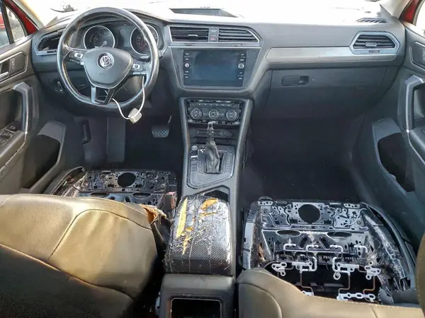 3VV3B7AX1JM062373 2018 VOLKSWAGEN TIGUAN - Image 8