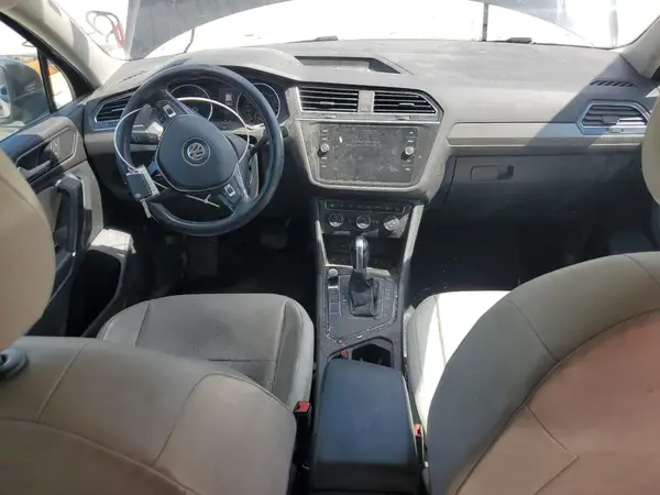 3VV3B7AX1JM082817 2018 VOLKSWAGEN TIGUAN - Image 8