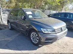 3VV3B7AX1JM088732 2018 VOLKSWAGEN TIGUAN