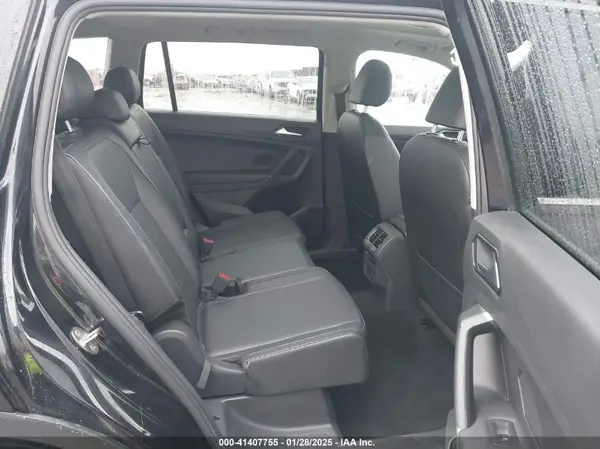 3VV3B7AX1JM140389 2018 VOLKSWAGEN TIGUAN - Image 8